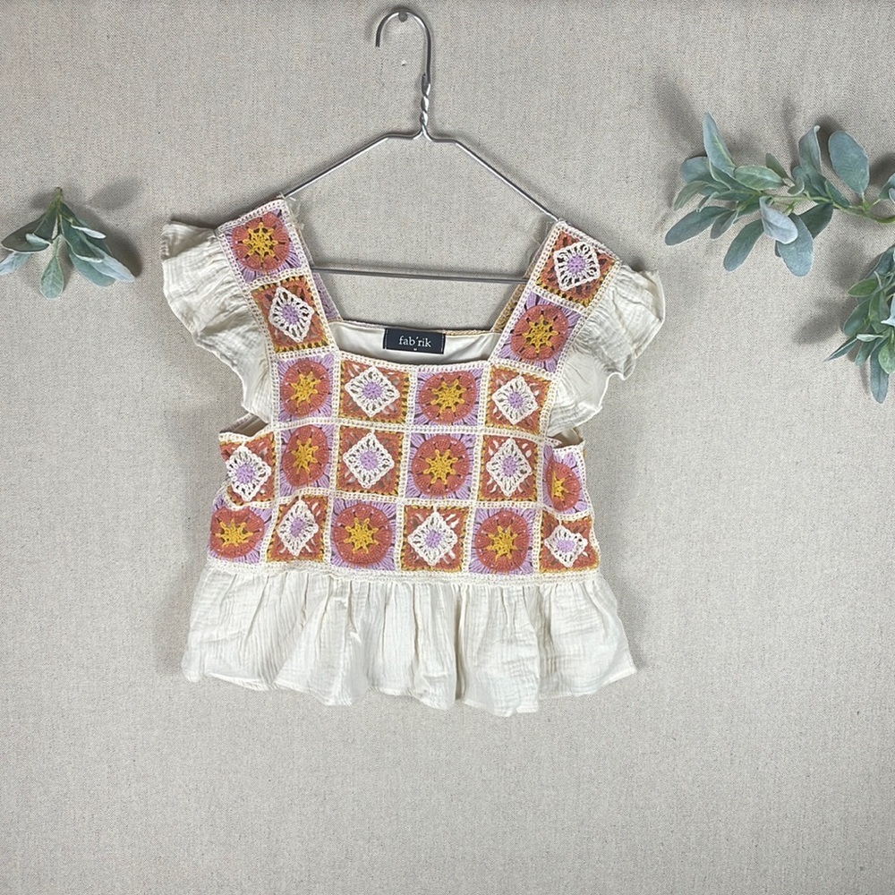 Fabrik > Cropped Crochet Square Neck Short Sleeve Top Medium